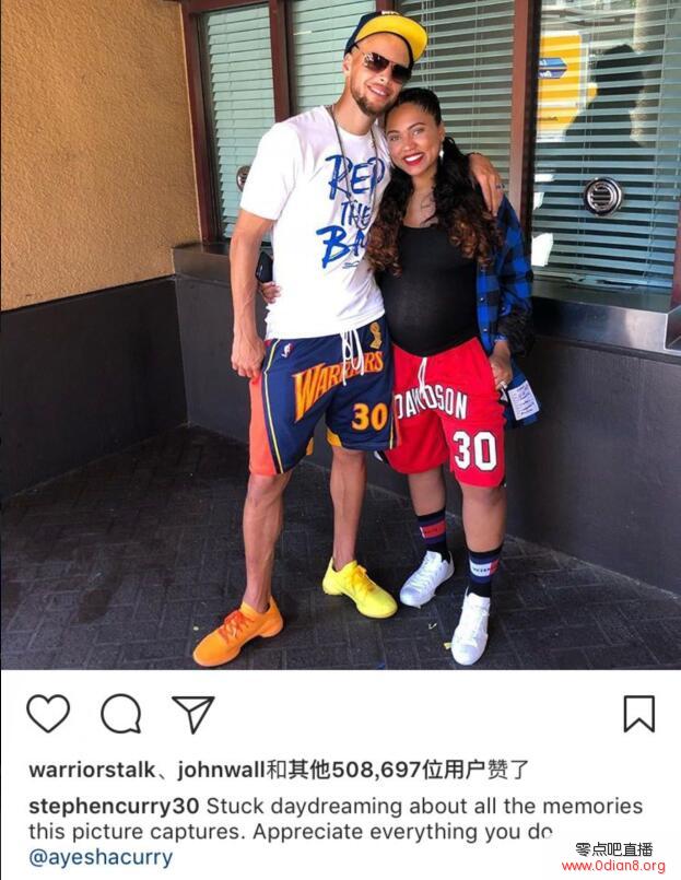 库里晒妻子合影：感谢你为我做的一切