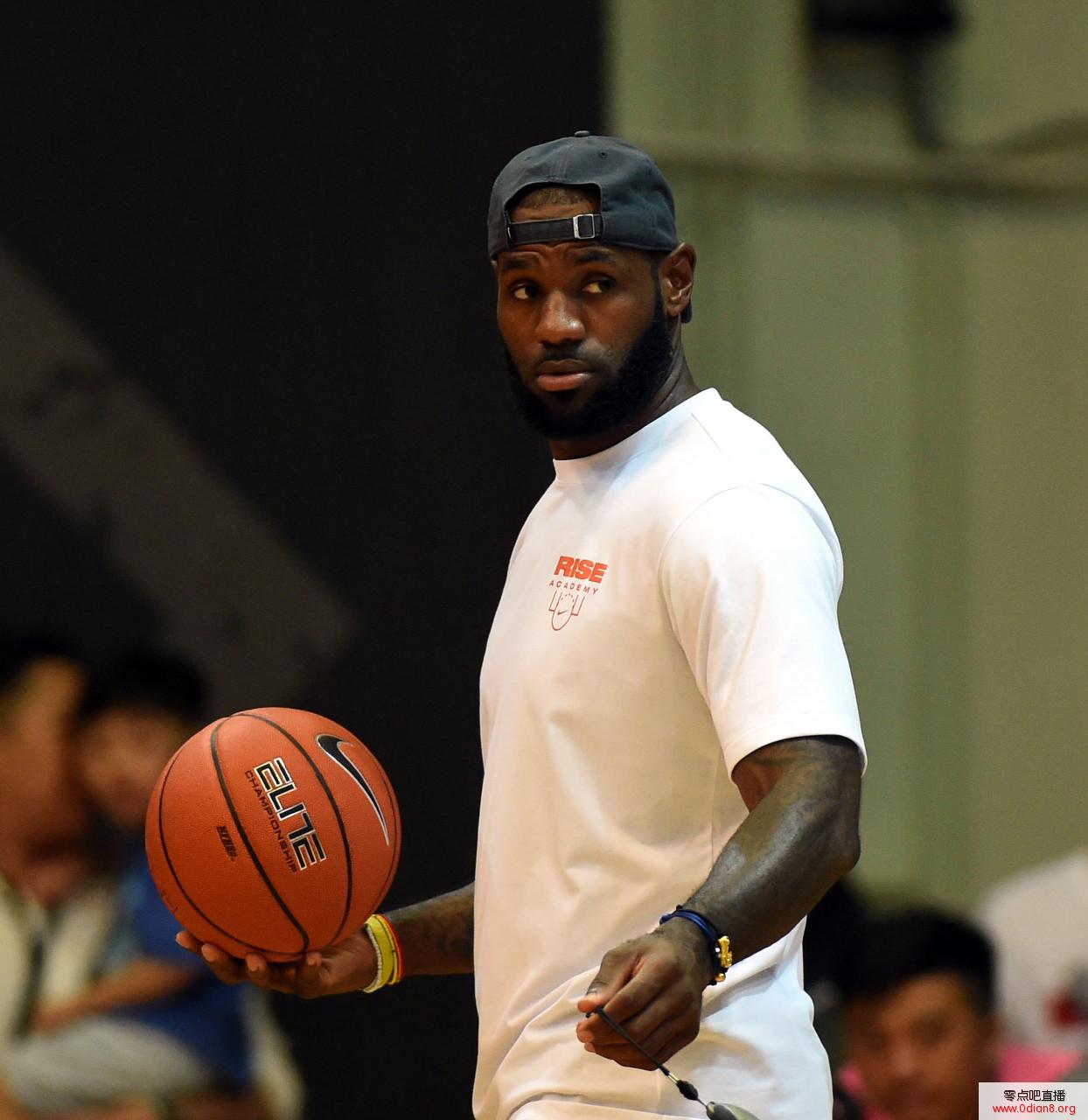 詹姆斯将与Showtime联合推出纪录片《闭嘴好好打球》