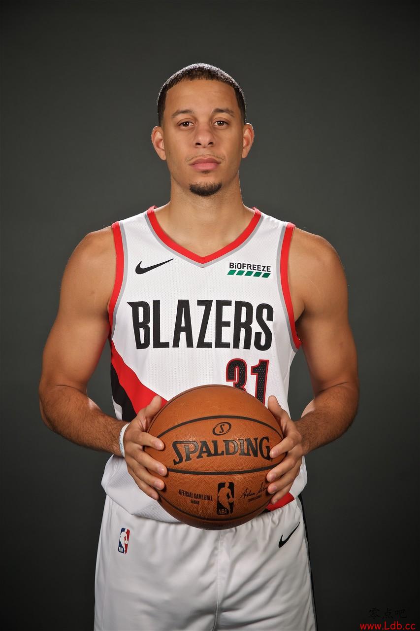 Woj：赛斯-库里MRI结果呈阴性 被列入每日观察名单