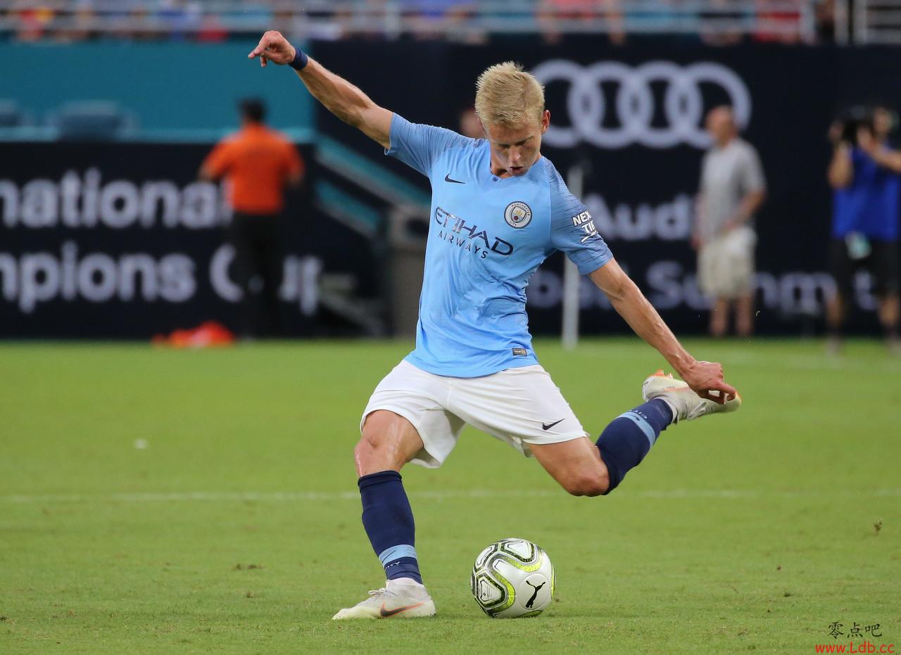 津琴科:阿圭罗是绝对的进球机器