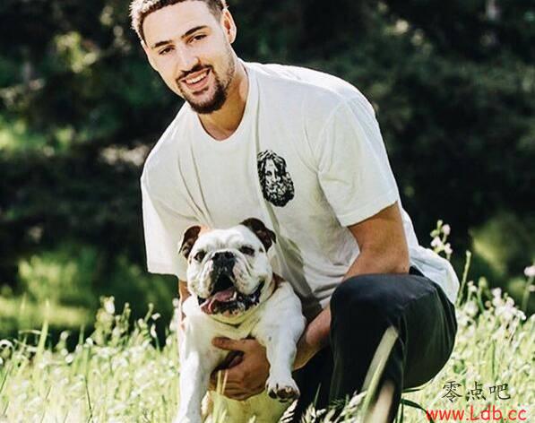 【揭秘】NBA球员与爱犬间的亲密纽带