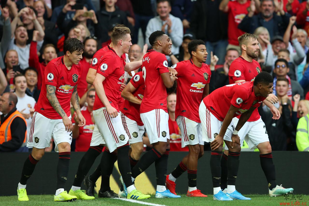 曼联vs狼队前瞻:杀人“狼”来袭 曼联冲榜首
