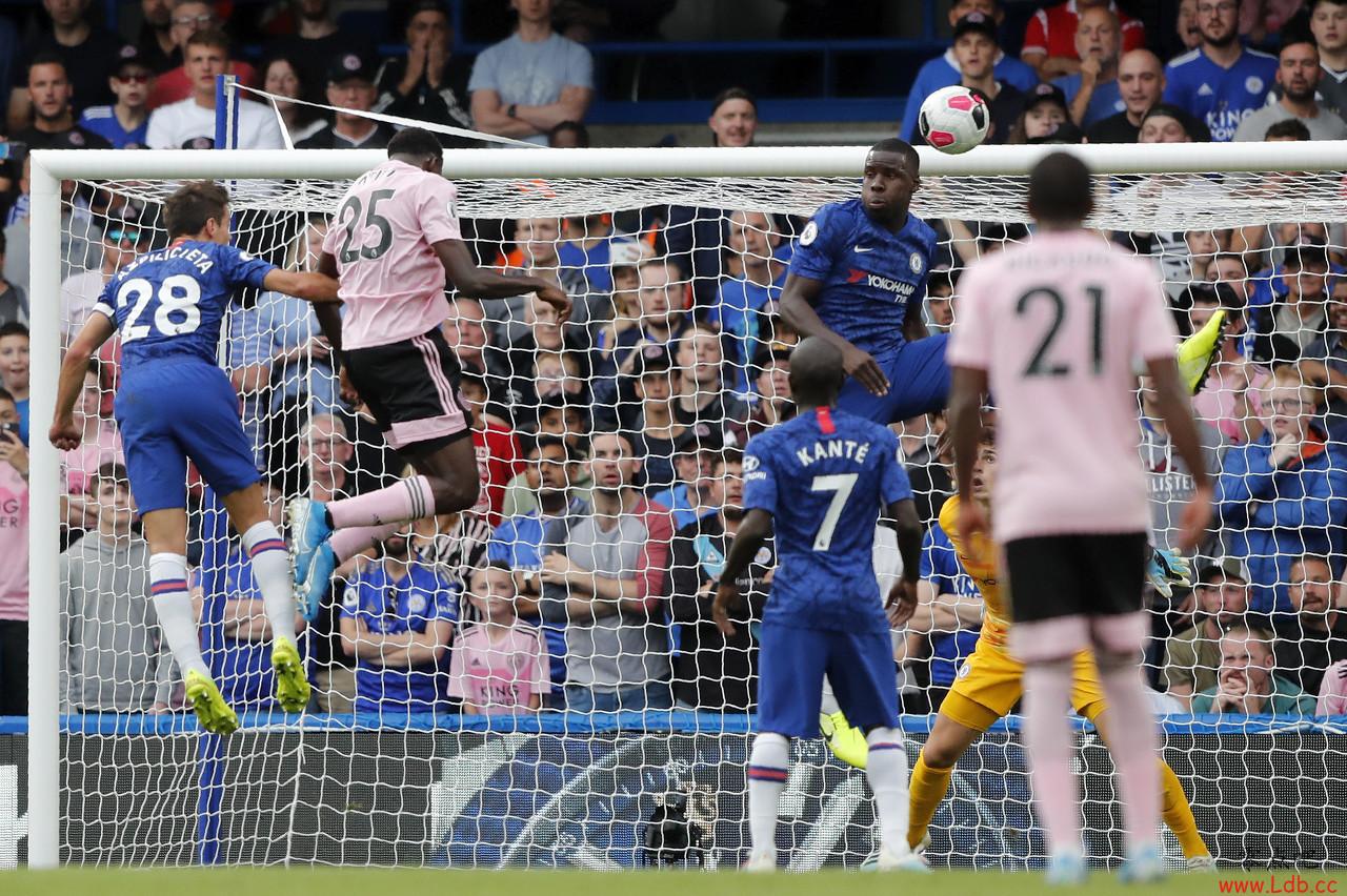 ǰǹ�����ޣ��ж����������ѽ�ǰ�� ��˹�سǽ���������֮ǰ