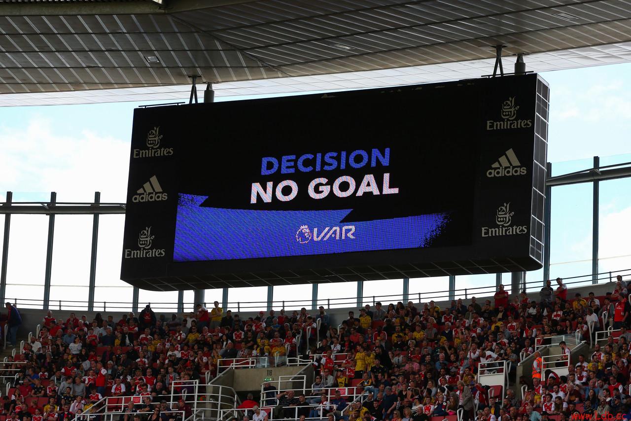 Ӣ���������̵�Ӣ��ǰ2�ֹ���VAR�������Ҫ�з�