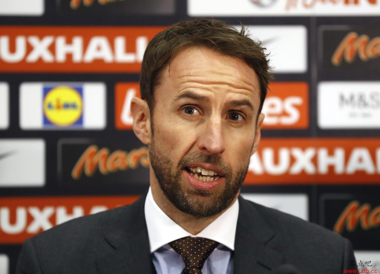 ��˹���أ������ֻ���Ѳ������²���֮����򳡱���Ҳ�ܰ�