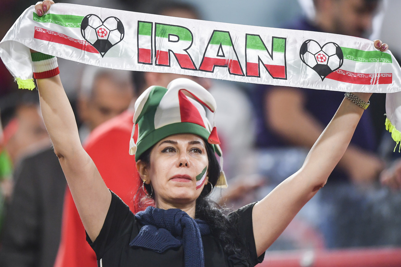 FIFA发声明敦促伊朗当局：必须要允许女性进入体育场