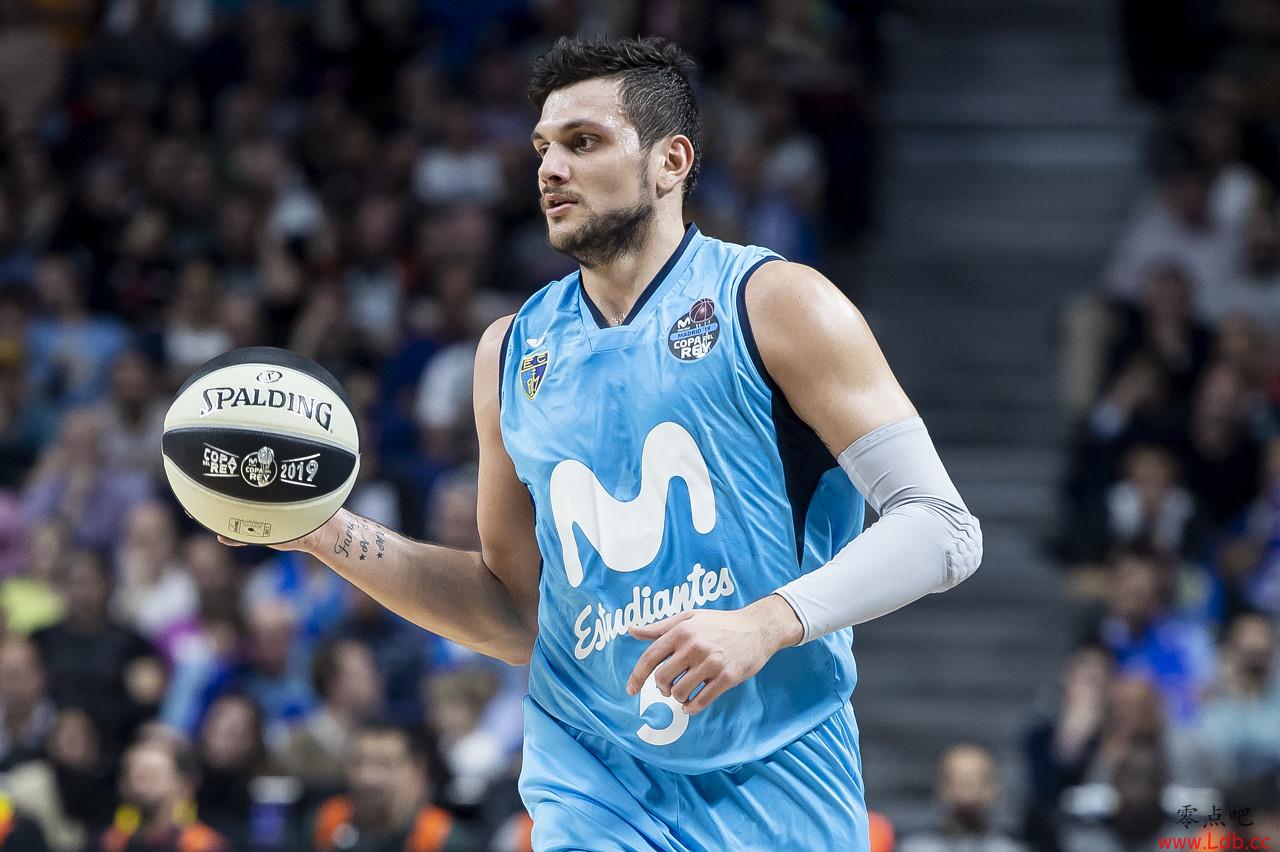 官方:意大利联赛球队签下亚历桑德罗-真蒂莱