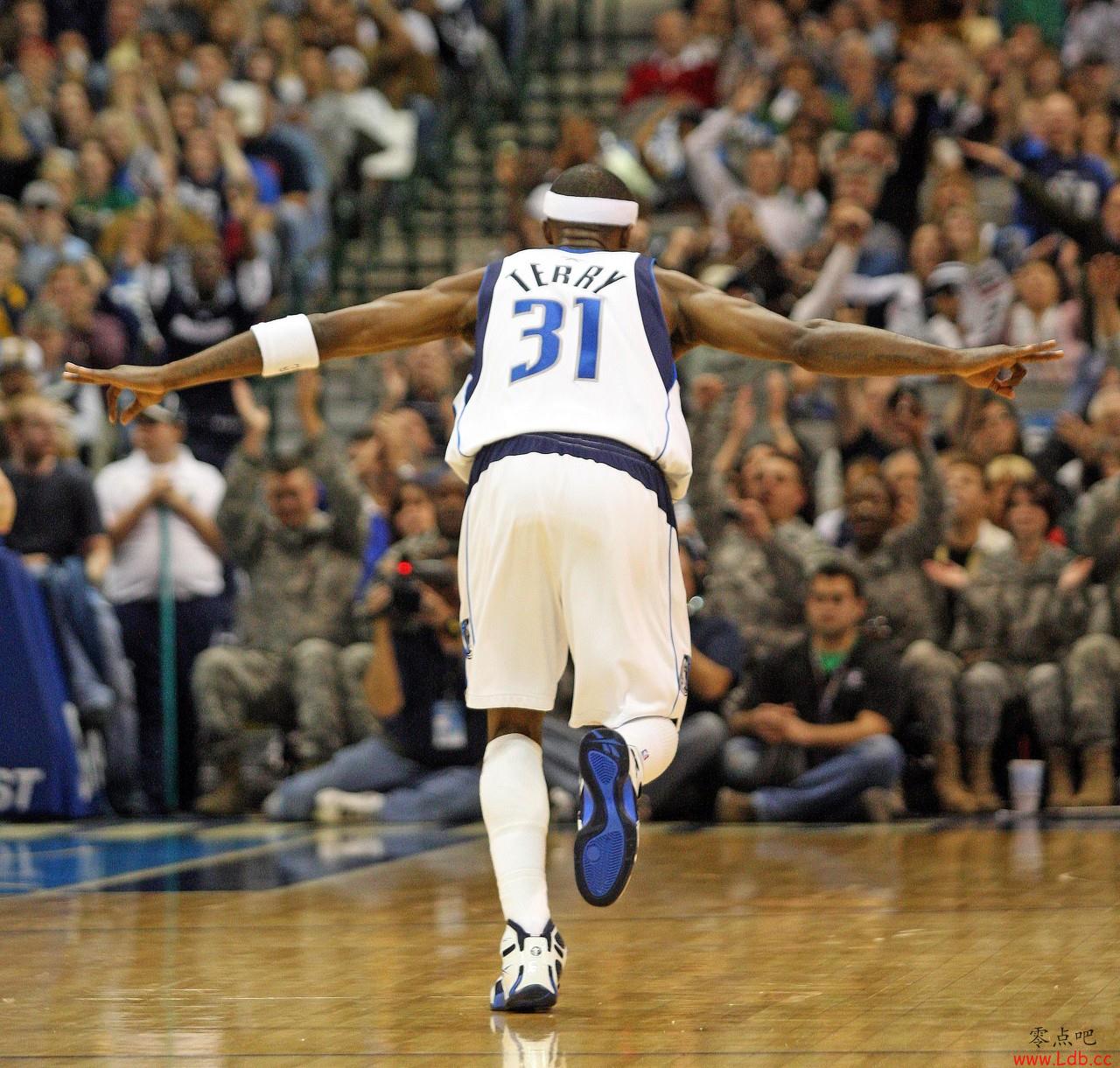 杰森-特里:在球队管理层工作是我感兴趣的事情