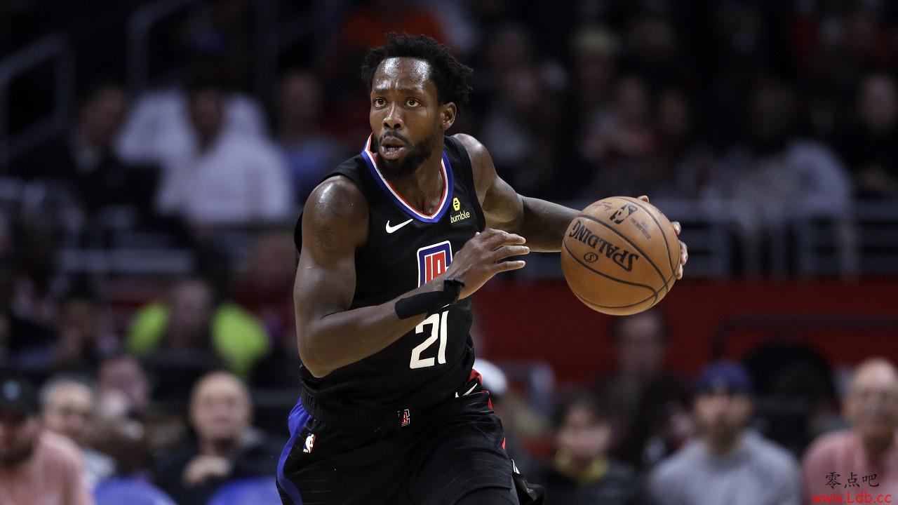 贝弗利致敬利文斯顿:你的表现激励了我