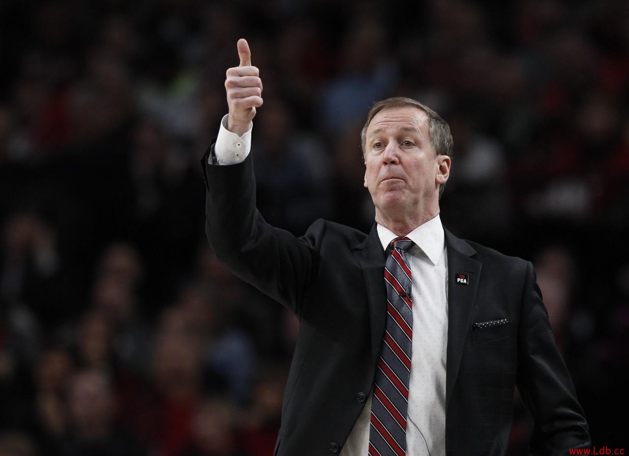 斯托茨:球队现有阵容很不错 期待新赛季变得更好