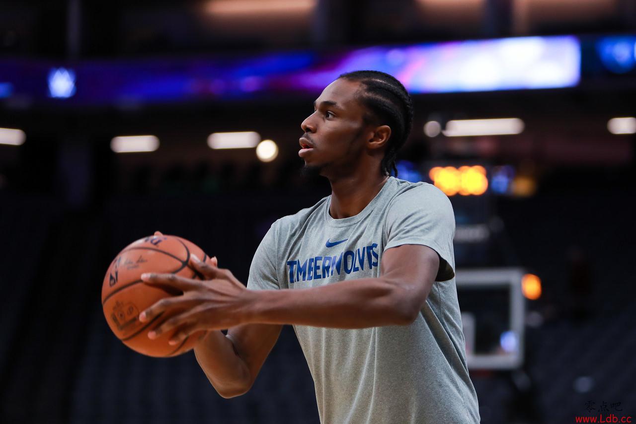 维金斯:会把批评转化为动力 用行动证明自己能行