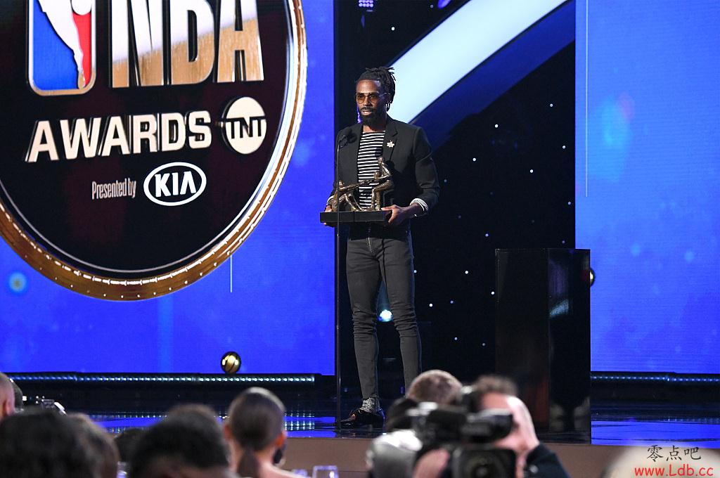 美记:康利训练时发生过敏反应 问仅完成部分训练