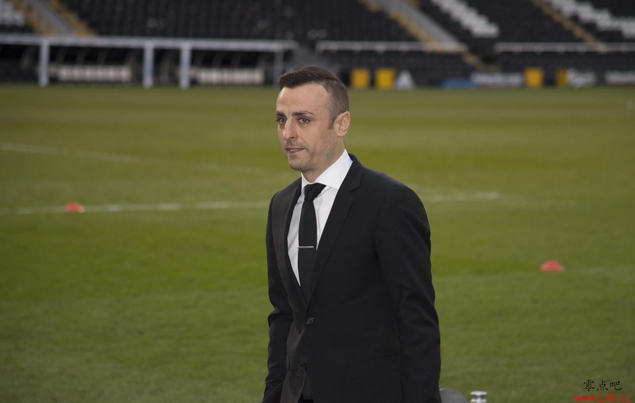 贝巴:曼城会战胜利物浦,比赛上半场会像下国际象棋