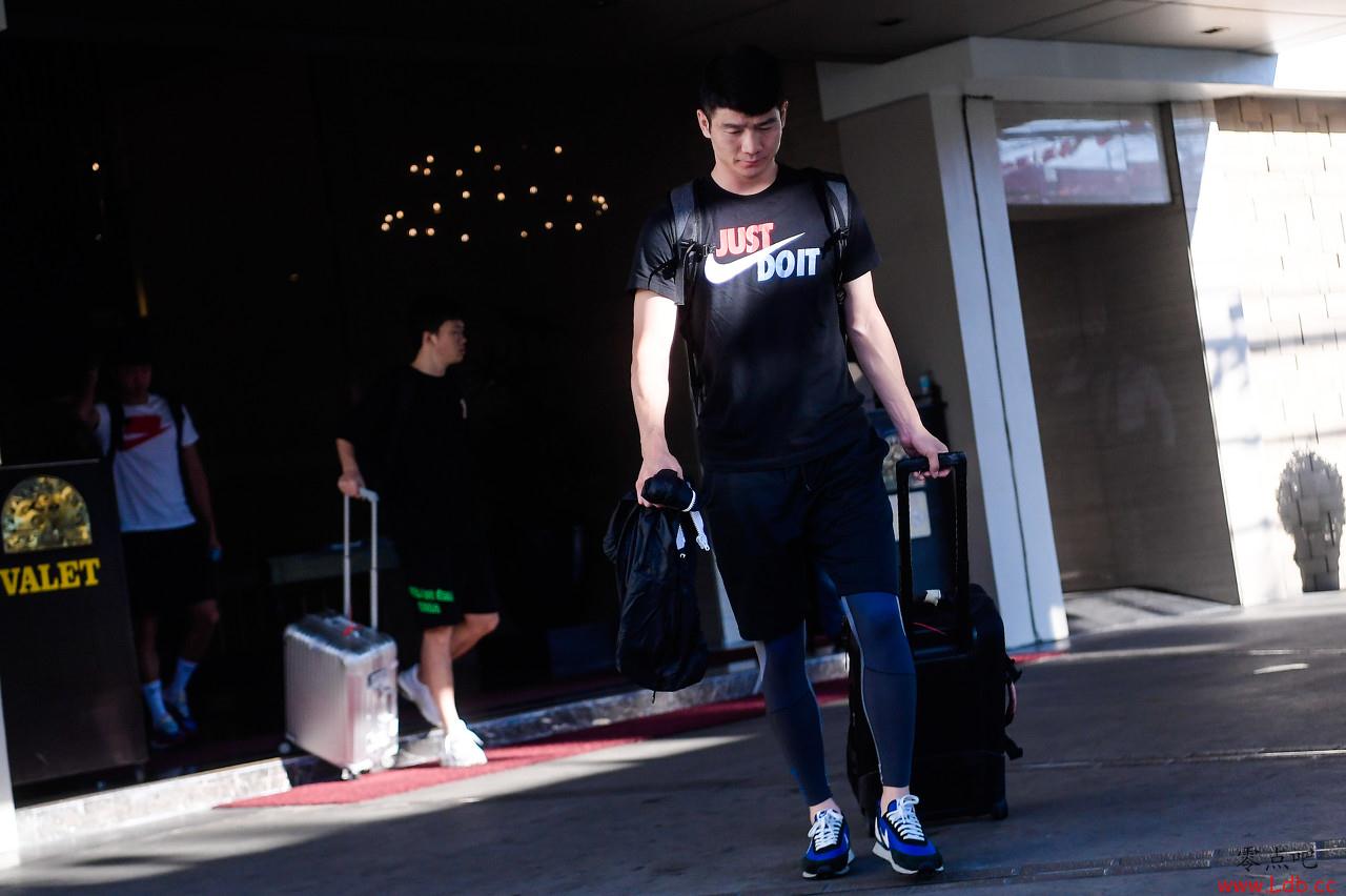 ���ߣ�����ƣ�ͣ���������ȱϯ����ѵ��