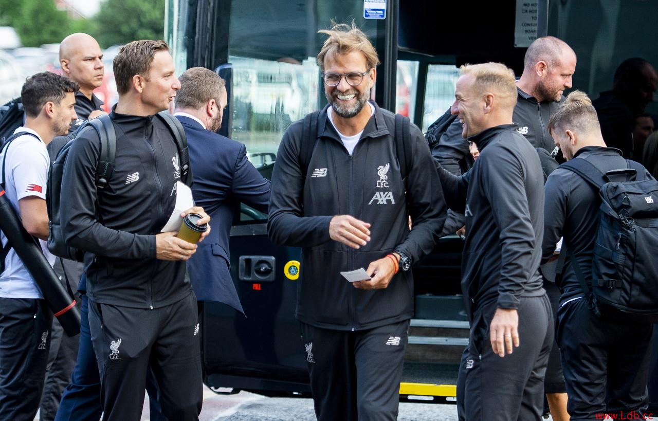 �����������޽�˹���ӵ�����˧��Ԣ�������ս��⸶���ͼ��