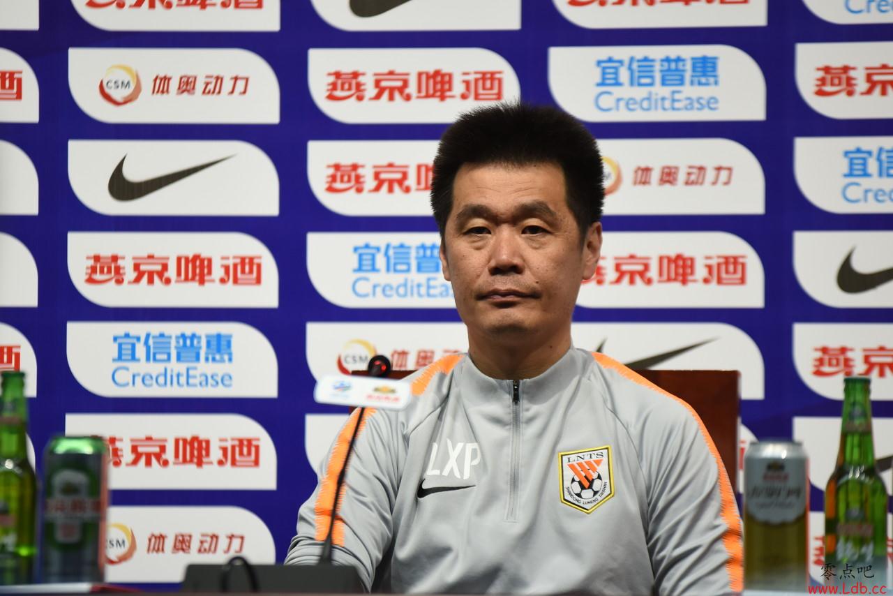 李霄鹏：蒿俊闵颈骨挫伤目前无法活动 给宋文杰的任务他没完成