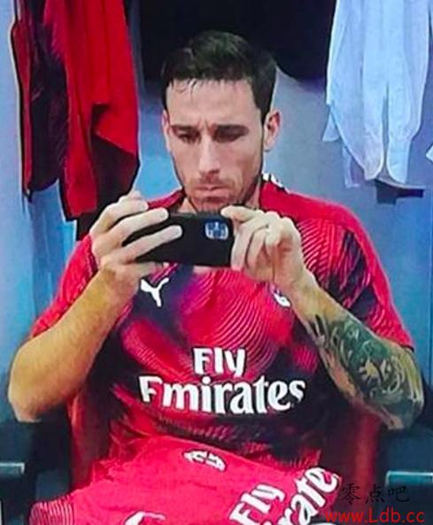 ���壺����������Ա��ǰ���������ֻ�������Ϊ֮��ŭ��ͼ��