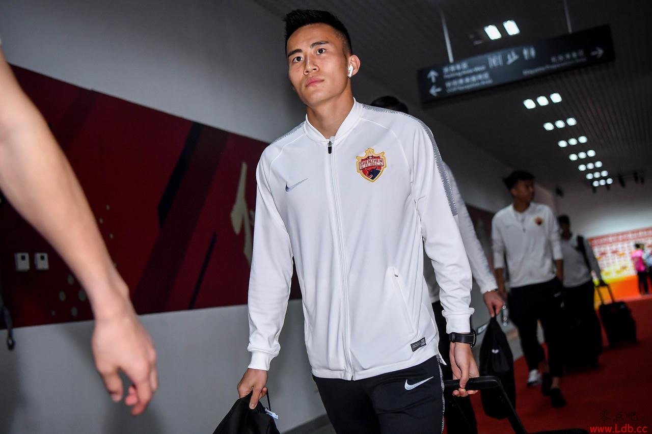 �ʳ�������������Ǹ��һ���Ѿ����Բ�������ϲ�����ڶӵ�����