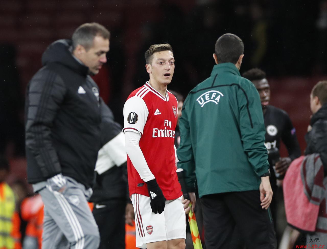 Ӣý�������δ���ܰ�÷��������ѧ���Ĵ�ת��粨����϶��ͼ��