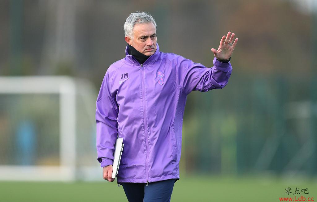 Ӣý�̵���˧�����ȴ̵�����ʧ����Ա�������˹�ֱ�����