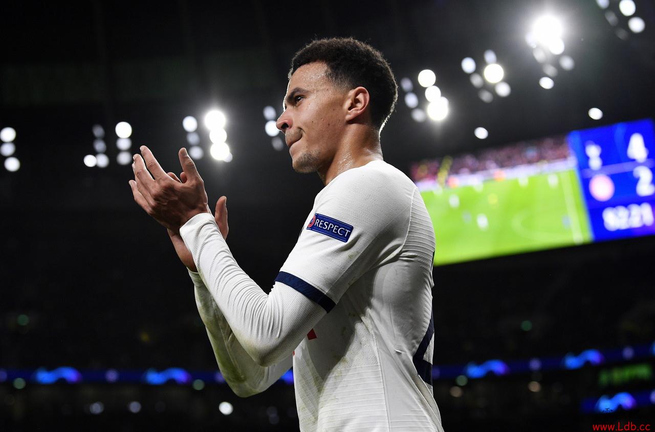 Ӣý�̵���˧�����ȴ̵�����ʧ����Ա�������˹�ֱ����С�ͼ��