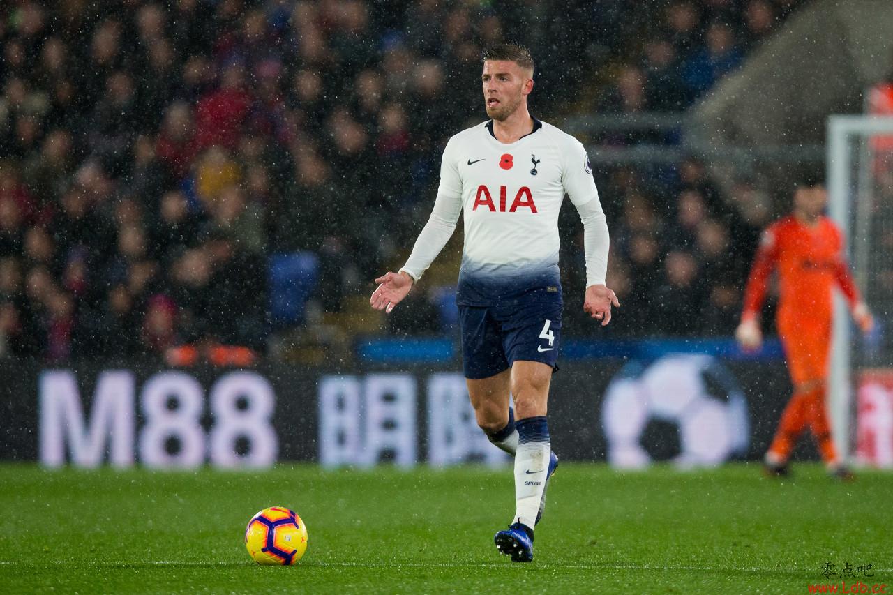 �������б���н������15�����Ϊ��ǰ��н��������ͼ��