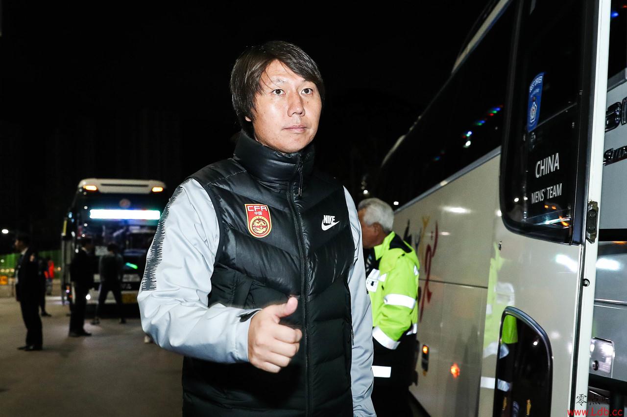 ��ý����������Ƹ���ƣ����󱳾�&��������Ƥ