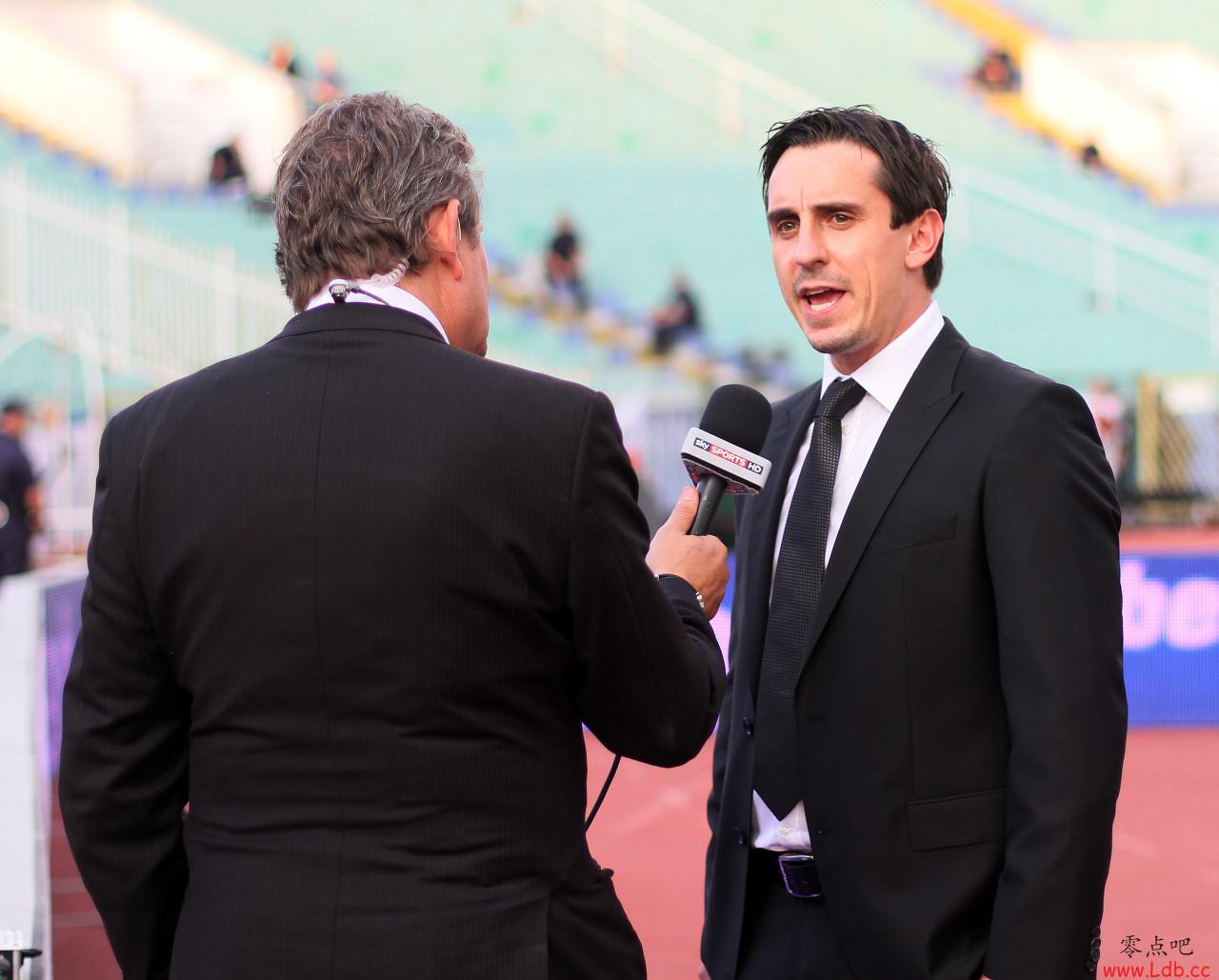 ����-��ά����·��˹���ֳ�ɫ�����߿��صĶ������޴�