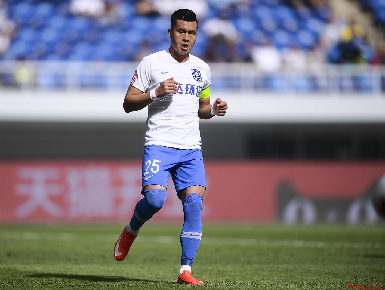 体坛:上港考虑引进买提江,球员48小时内决定是否加盟