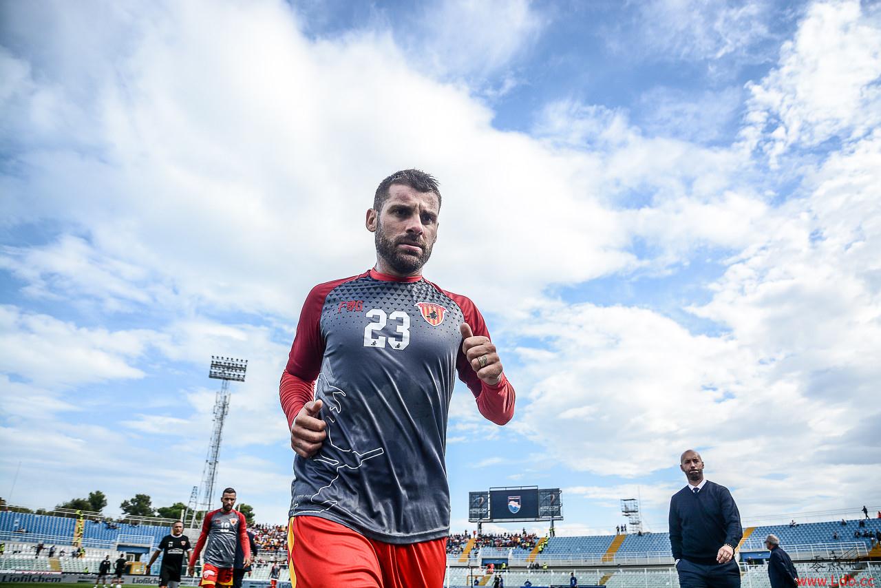 ŵ����ŵ����������Ա���������ˣ����ǿ�Ҫȫ���Ը���