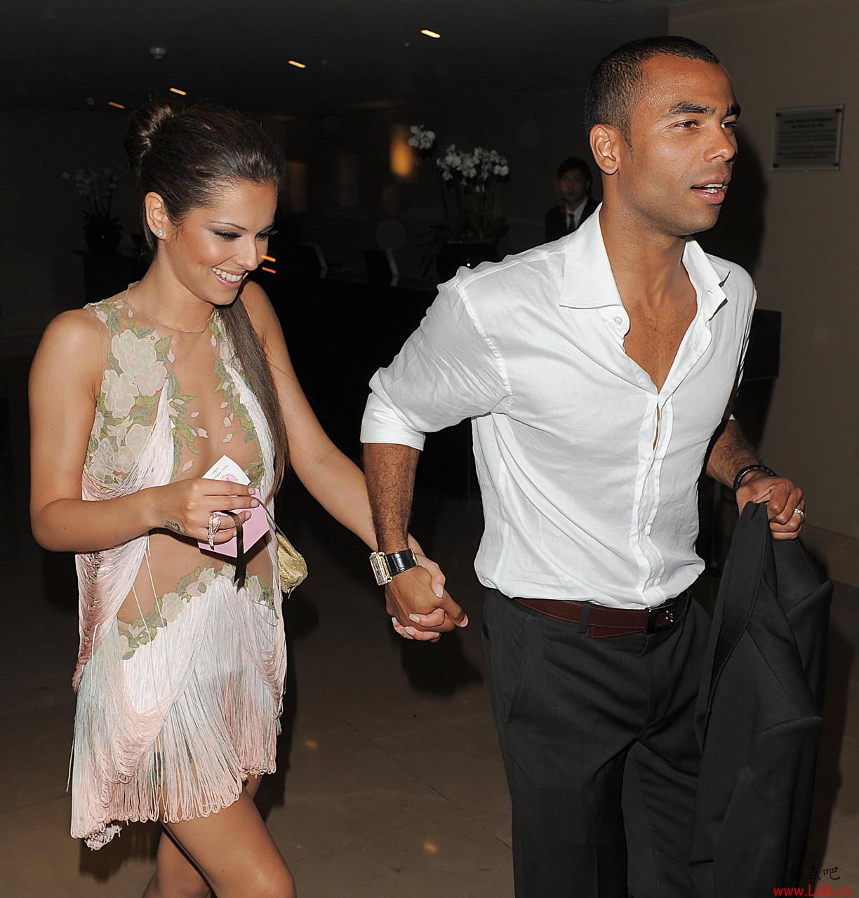 �ʱ���Ϊ�����������ӣ��ƶ�ǰ��л�����ƻ�Ѱ�Ҿ辫�ߡ�ͼ��