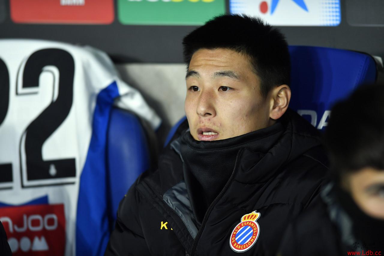 ��Τ������ǰ�����������ڣ��㿴��ȥ��һ��ΰ���ǰ�棡��ͼ��