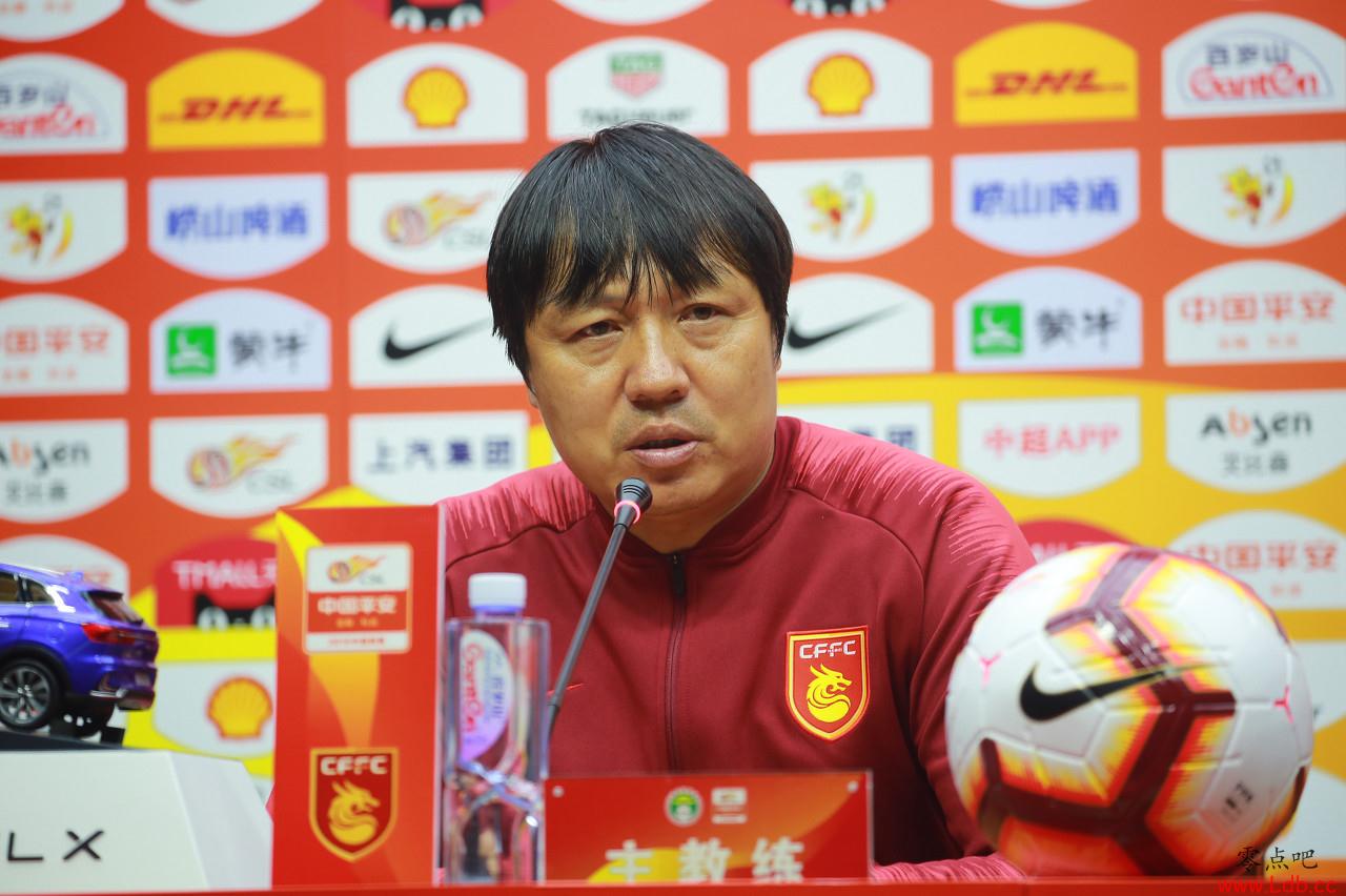 足球报:谢峰留任华夏可能性大 小保利尼奥确定加盟