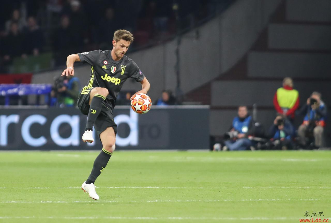 ���ߣ������������³���ᣬҪ�����2500��ŷ