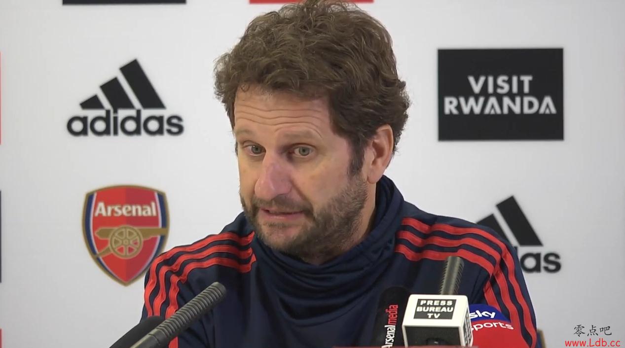 ǹ��Ů����˧̸����ɭ�ֻ��֣�����һ������