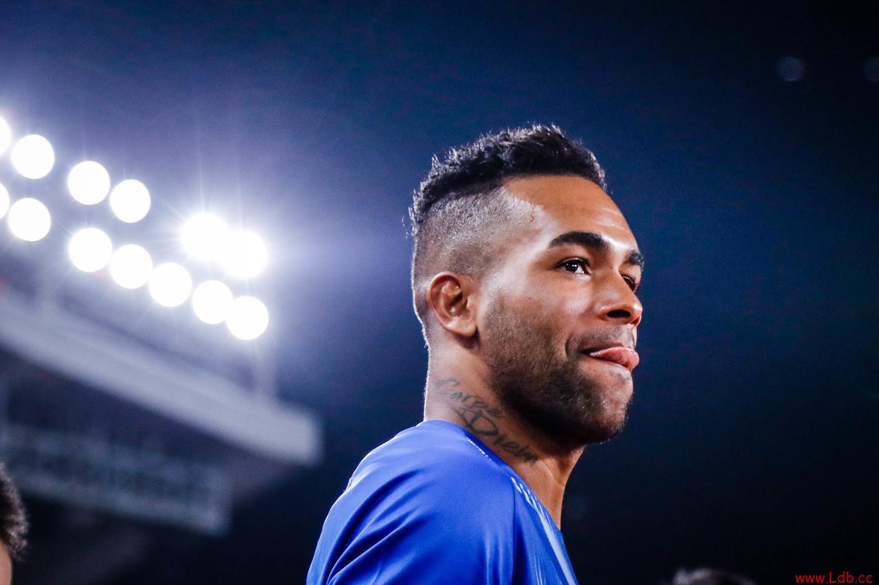 ����������������2-3���а������������� ��л��ɣ�������һ��