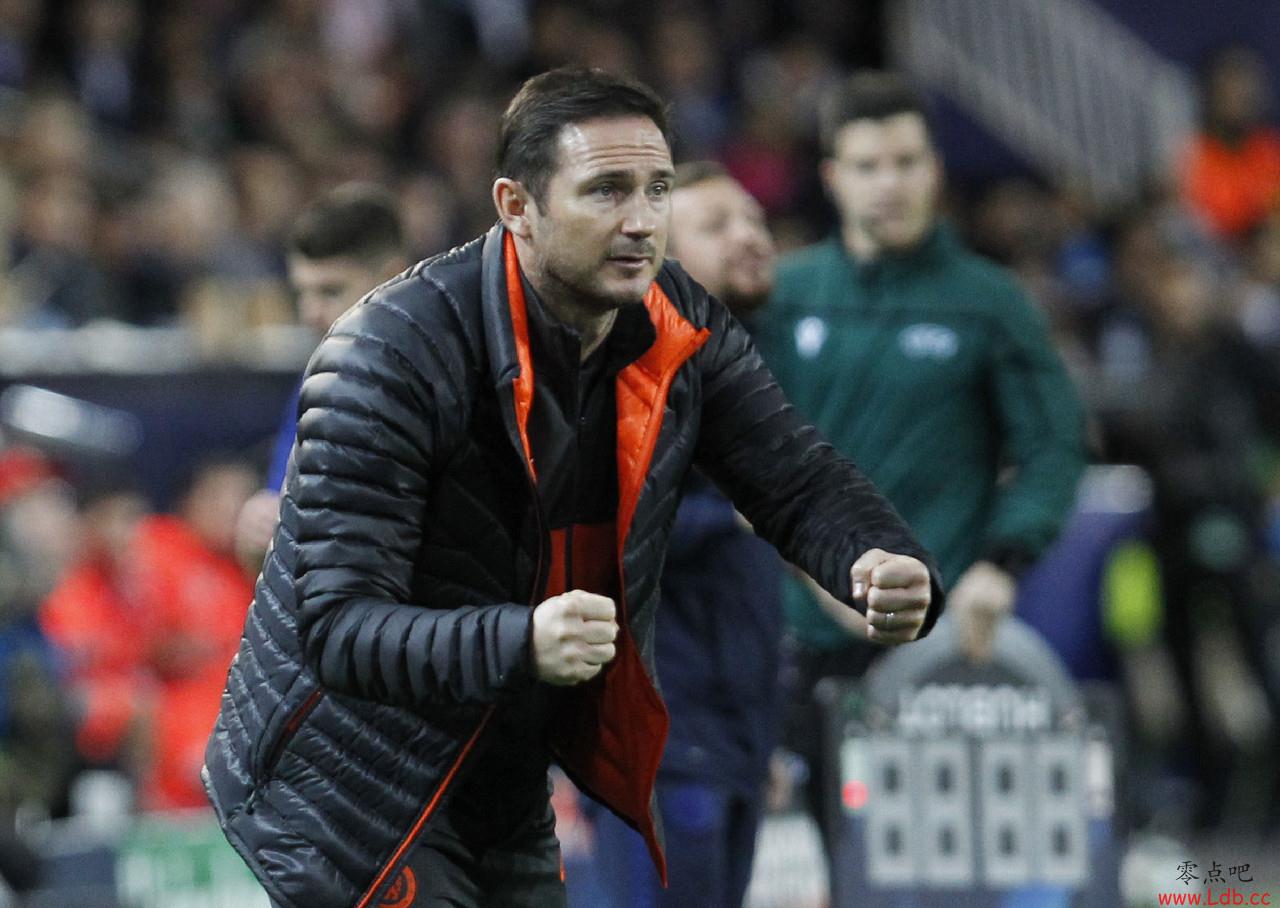 �����£�����ǰ�沢������ü�� ���������Ѹ���ɭ�ɴ����ı�