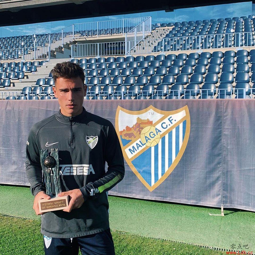 �������������ӽ�ǩ��������С�����л���ת���+����130��ŷ