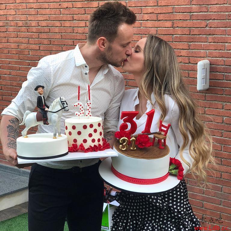 ���������ٽ��������������ԣ�ÿ������̬�Ȳ�������ͼ��