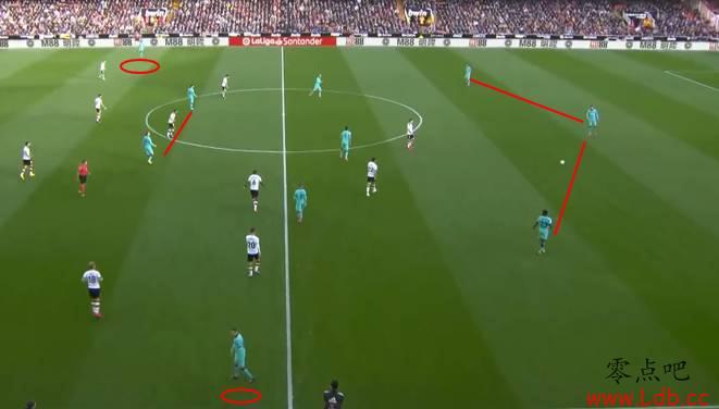 ���̰����������ڽţ���ȴ�ܻš�ͼ��