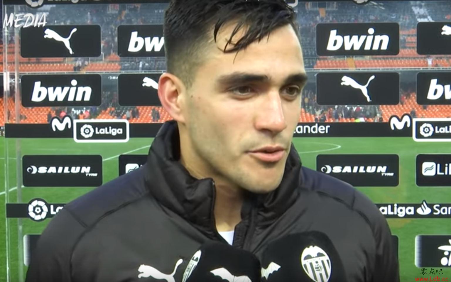 M-戈麦斯:小狮王是世界最佳门将之一 进第二球前我已申请换人