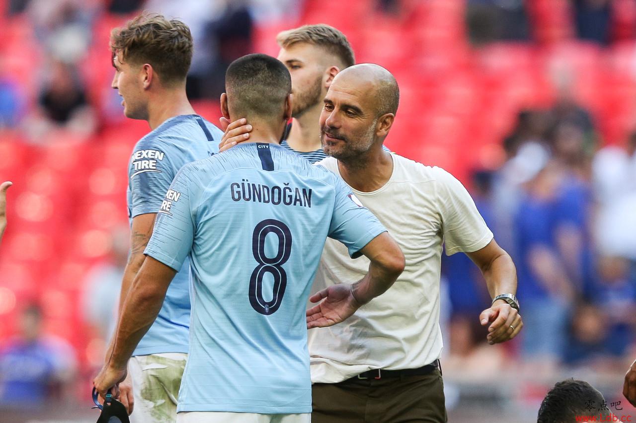 京多安:瓜迪奥拉很关心球员,球场上他和渣叔一样严格