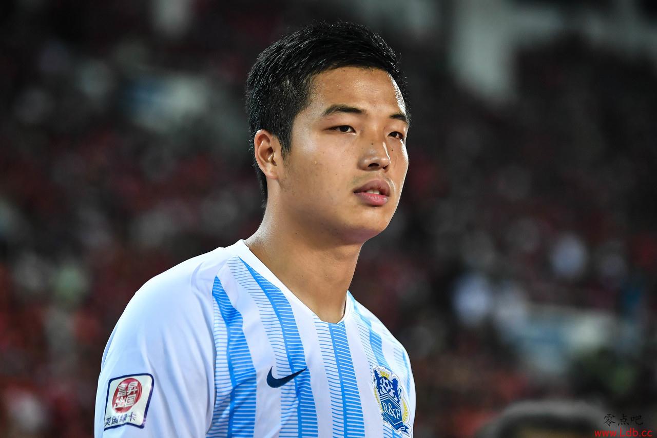 粤媒:富力取消泰国拉练计划,武汉籍球员桂宏正隔离