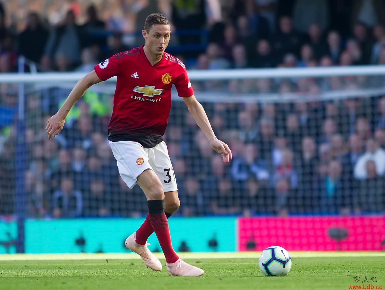 马蒂奇是近五年首位进球又染红曼联球员,上一个是鲁尼