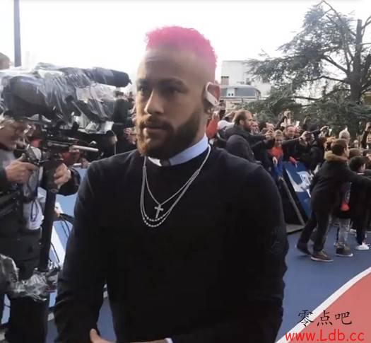 ɧ�۷�ɫ����������ǰ���������ࡾͼ��