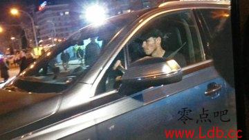 ��˹���������е�80����ʱ�����������뿪������