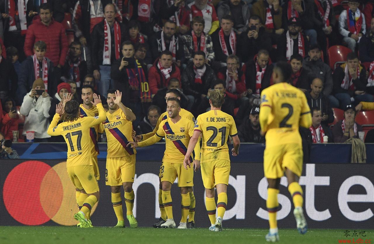 世体:国王杯被淘汰后,巴萨全队仍有信心争夺双冠